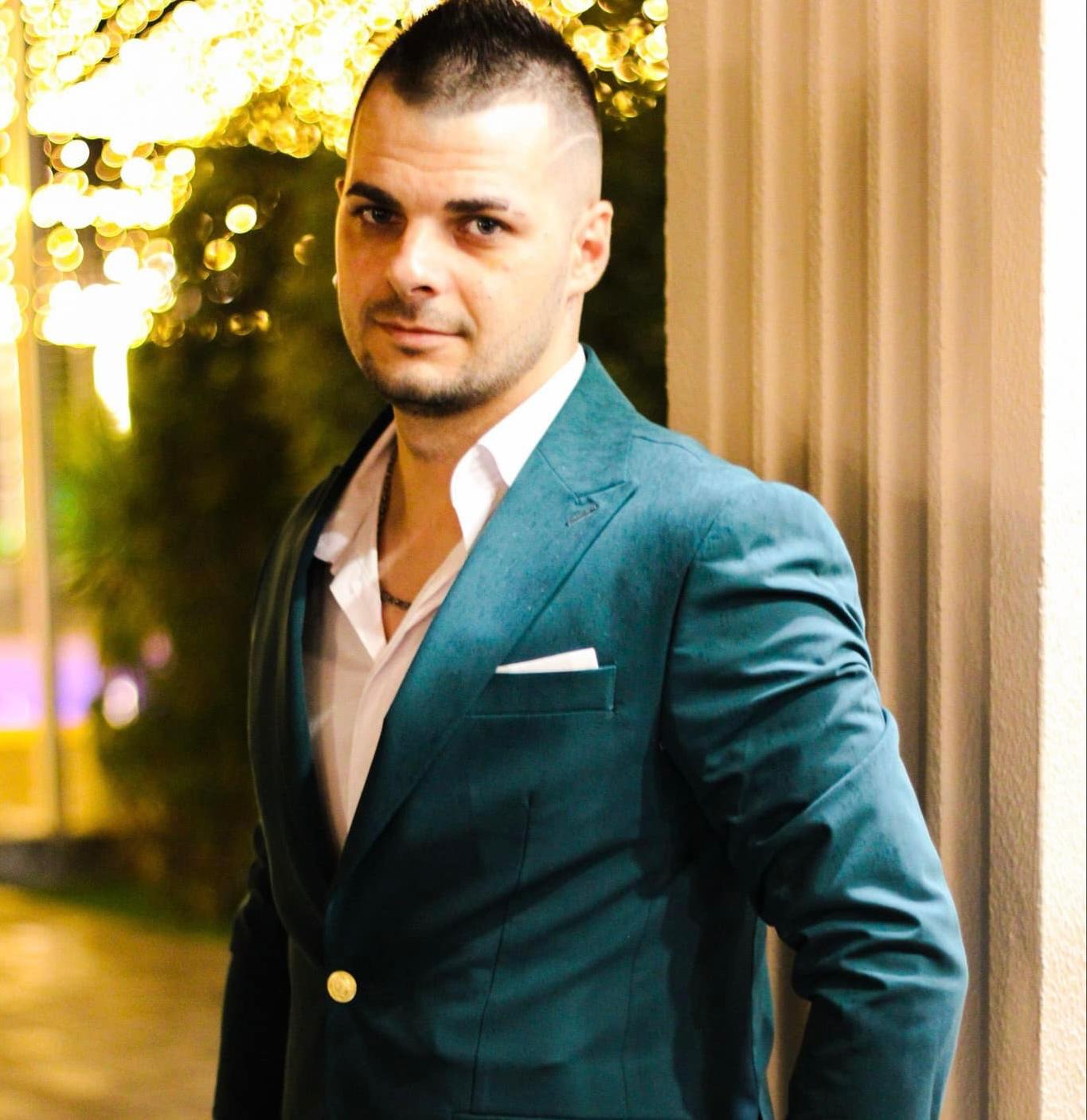 Alexandru Constantin - Tattoo Artist în Craiova